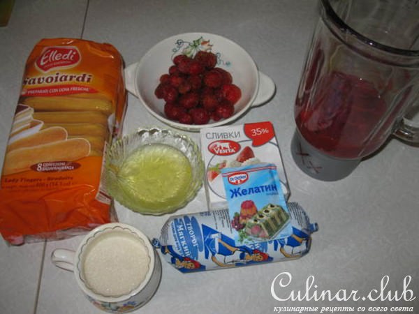 Клубничная шарлотка