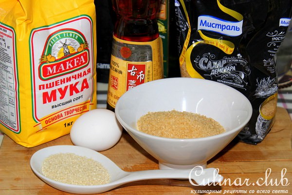 Фрукты в кунжутной карамели по - китайски.