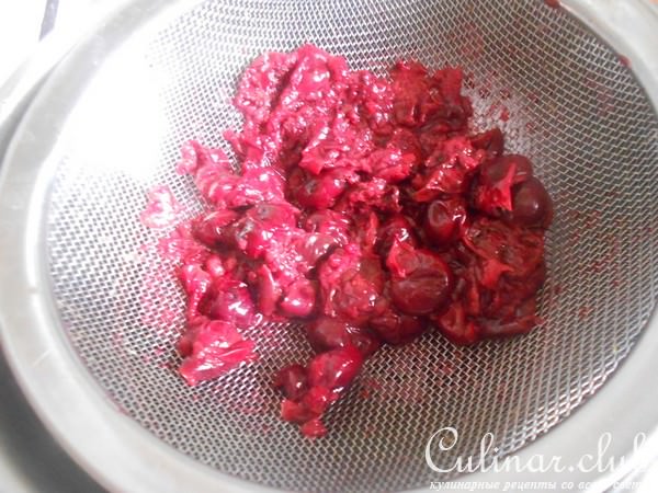 Вишневый мусс с семолина и лимоном