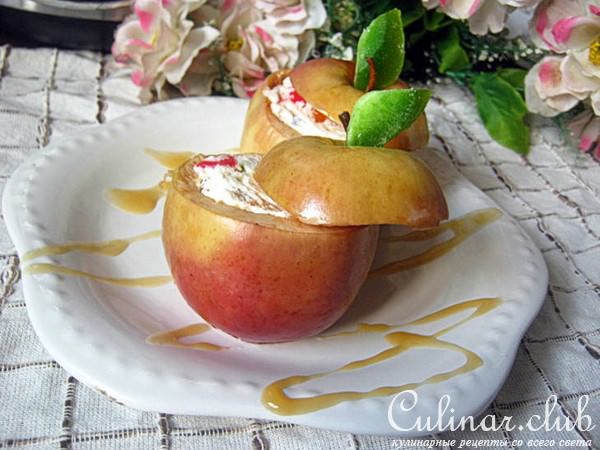 Яблоки фаршированные творогом и цукатами (тест-драйв)