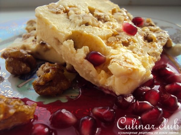 Ореховое парфе с гранатовым соусом (Walnut Parfait with Pomegranate sauce)