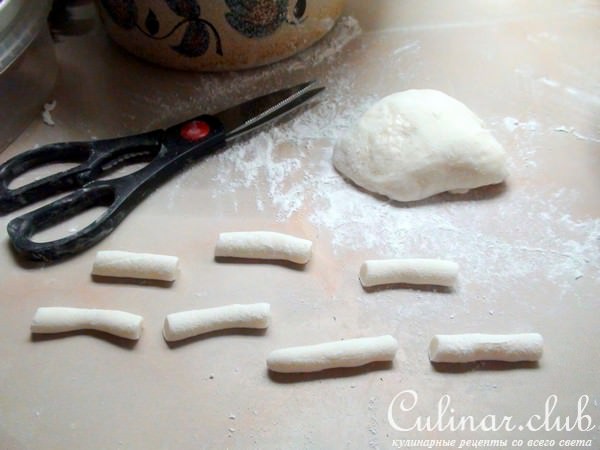 Тток (tteok). Рисовые брусочки, как основа корейских блюд.