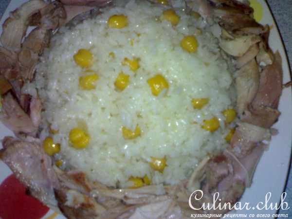 плов с нутом и отварной курицой