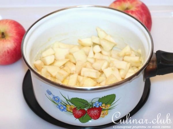 Фруктово - пшенная каша с курагой и орехами