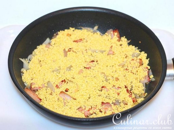 Каша пшённая со шкварками