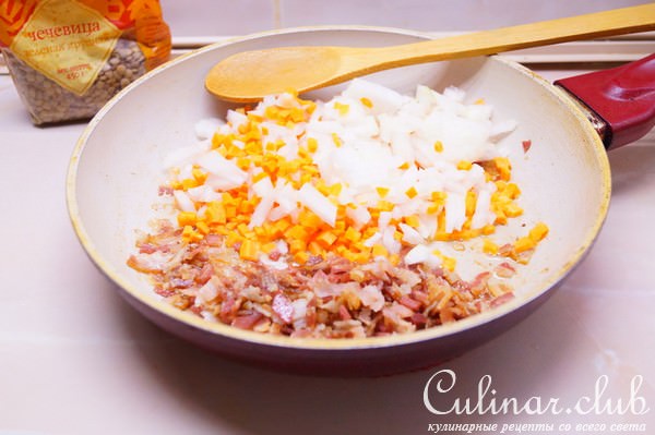 Чечевица с беконом и овощами. Итальянский Новый год.
