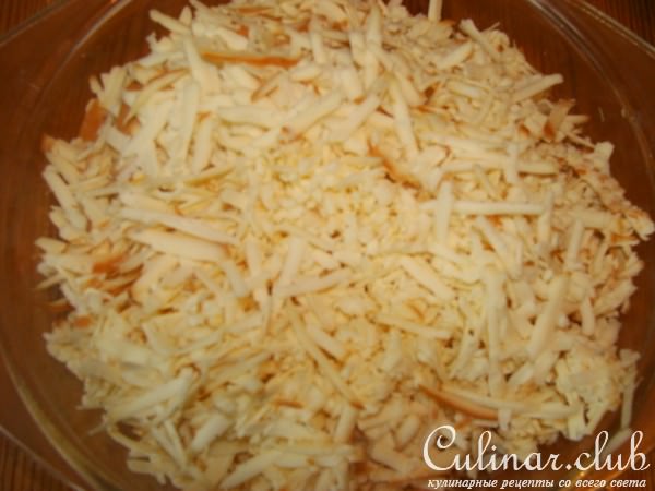 Котлетки из сыра с пикантной начинкой и соус из шампанского