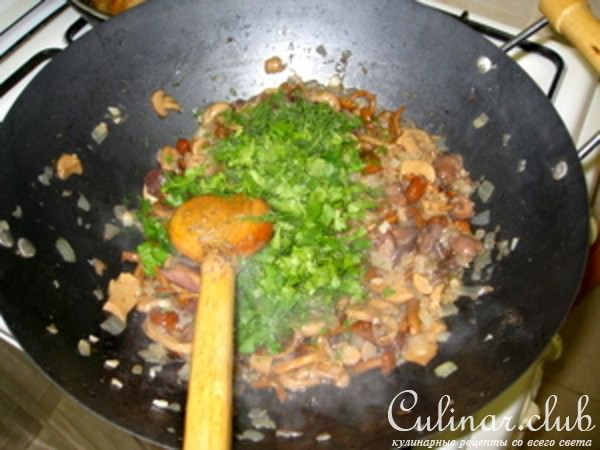 Грибы с луком
