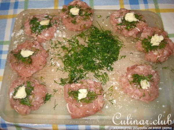 "У Красной шапочки" (зразы с перепелиными яйцами)