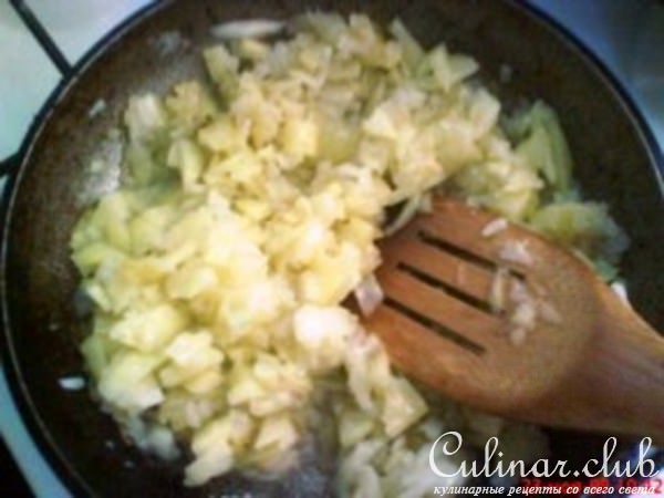 Запеченный картофель с сыром и окороком.