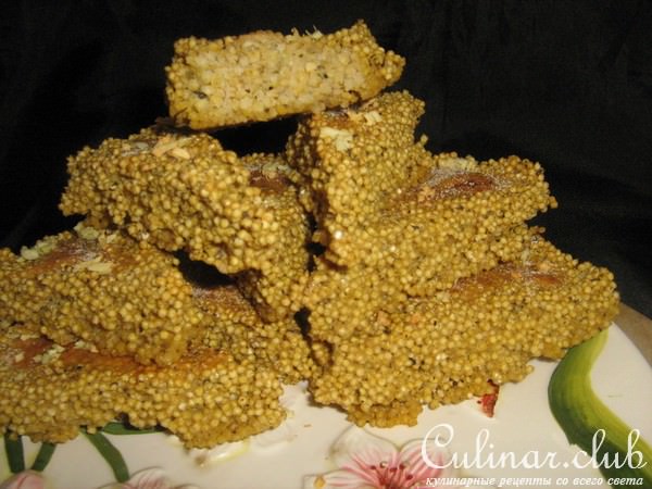 Чесночные гренки из пшенной каши.