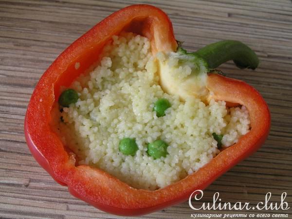 Яичница в перце с кускусом и зеленым горошком. (Обретение легкости: Тест-драйв)