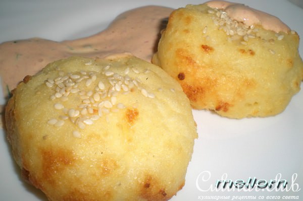 Манные лепешки с сыром
