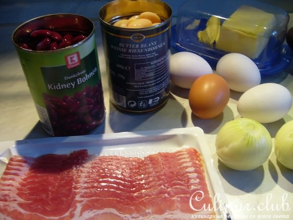 Фасоль, запеченная с яйцами