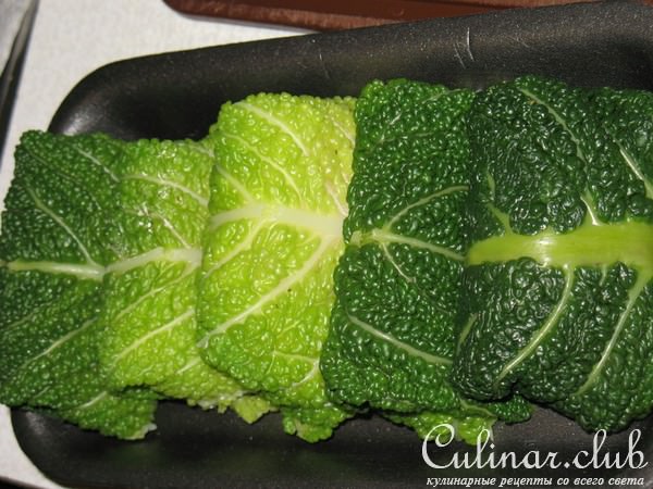 Голубцы из савойской капусты с креветками. Горячая закуска
