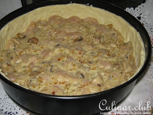 Пирог с курицей,грибами под сырным безе - "ЗАГАДКА".