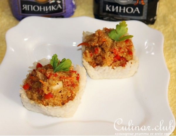 Киноа с имбирным соусом в рисовых корзиночках