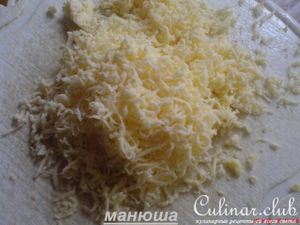 Макаронные маффины с салями и зелёным горошком