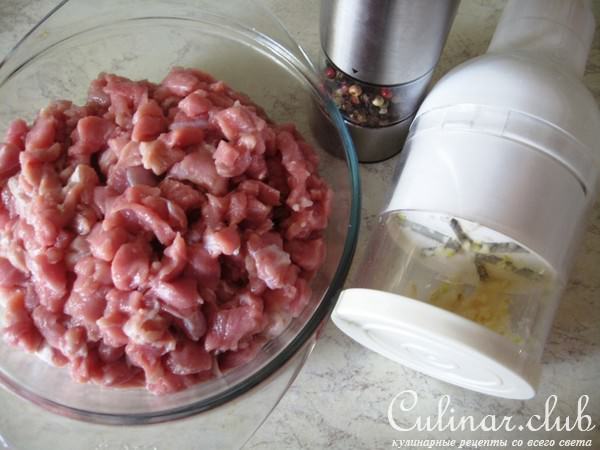 Тортильи с мясной начинкой