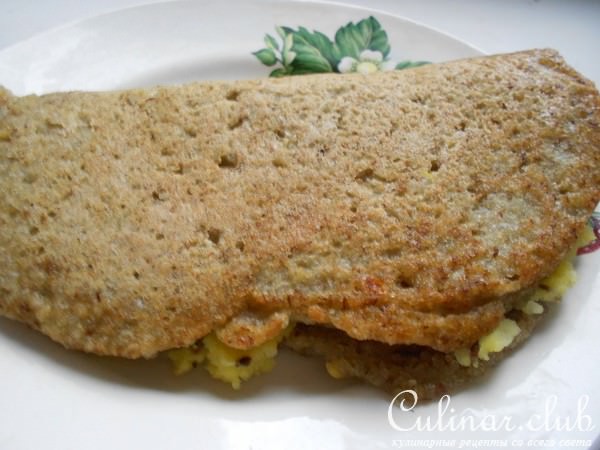 Индийские блины с начинкой из картофеля