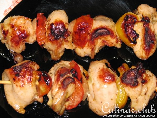 куриный шашлычок с овощами в духовке