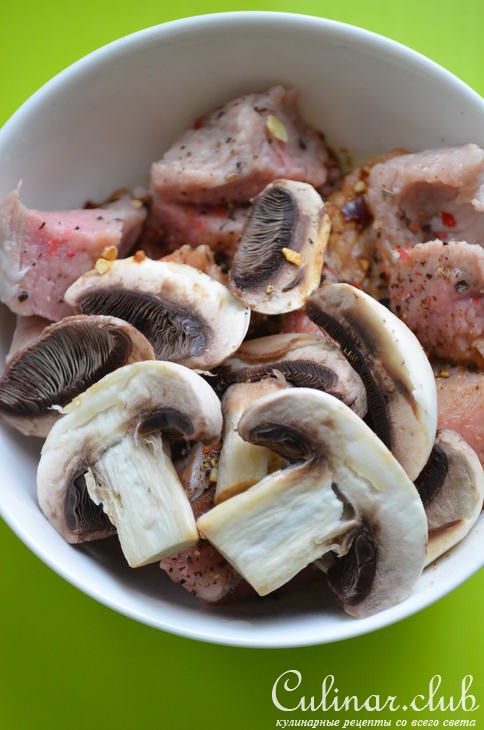 Фрикадельки с вермишелью и овощами