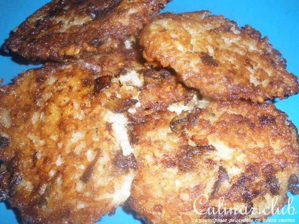 Рисовые оладьи с пармезаном и лесными грибами