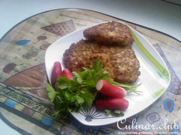 Куриные оладушки с овощами.