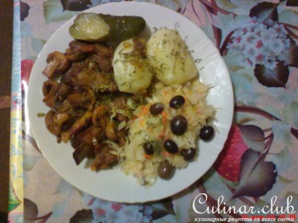 Ребра свиные с шампиньонами