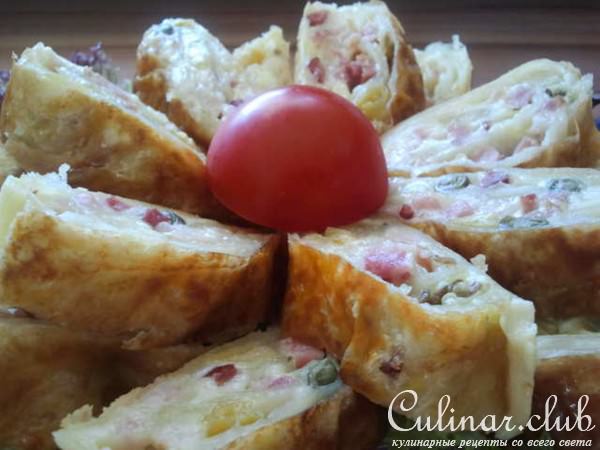 Рулет с сыром и беконом