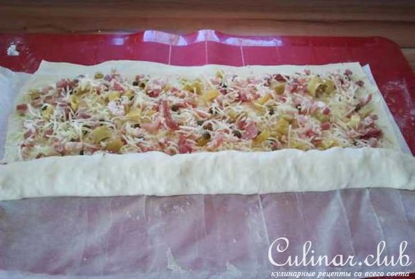 Рулет с сыром и беконом