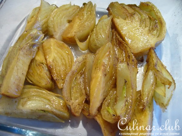 Карамелизированый фенхель под сырным соусом