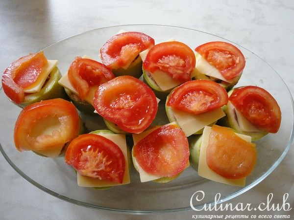 Запеченые фаршированные кабачки