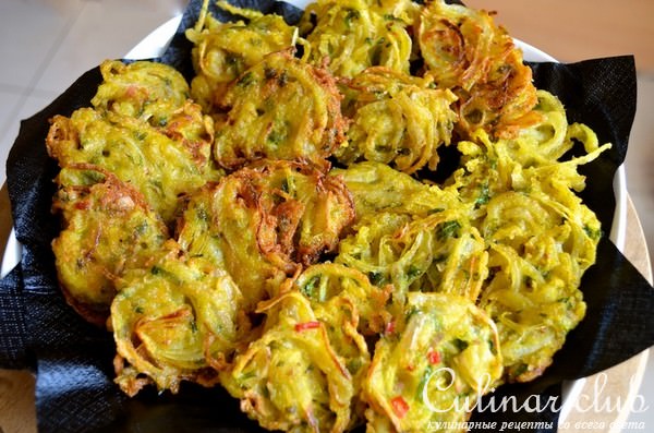 Луковые оладьи (Bhaji)