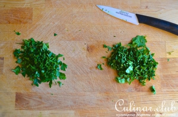 Теплые оливки и маслины с лимоном и зеленью
