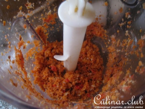 Запеченные креветки с соусом ромеско