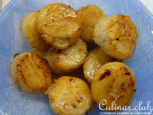 Морские гребешки со спаржей (очень полезно:)) ).