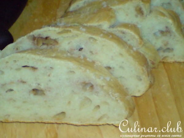 Фокачча с грецкими орехами и розмарином