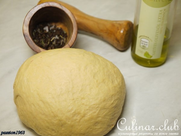 Фокачча с кофе и розмарином