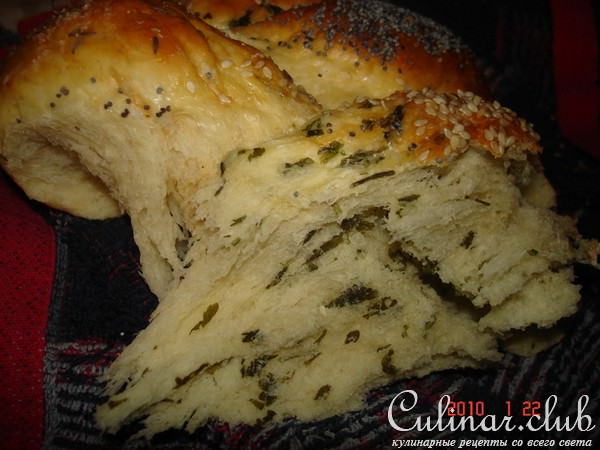Хлебная плетенка с зеленью и красным перцем(вариант)