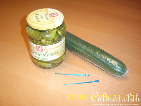 Тарелка с морепродуктами и ёлка-закуска (не оценивать)