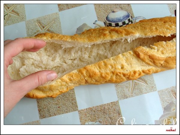 Багет фаршированный свеклой и сельдью