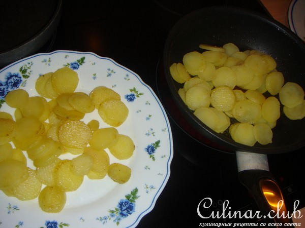 Закусочный картофельный торт с сырно-яблочным кремом