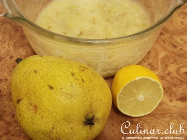 Закусочные шарики из груши, творога и кедровых орешков