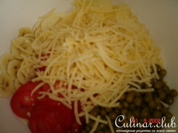 Салат из бананов и спагетти