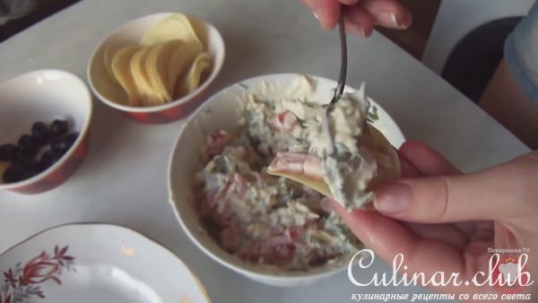 Пикантная закуска на чипсах