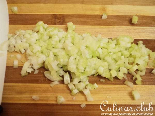 Закусочные шарики из груши, творога и кедровых орешков