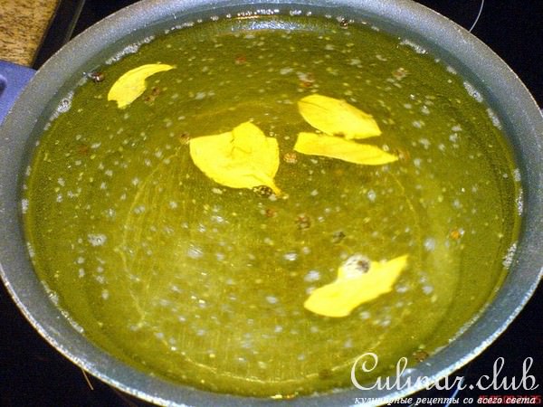 Капуста быстрая, на ночь и за ночь маринованная по колькиному рецепту, вкусно получилась!