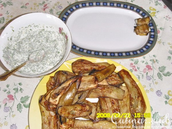 Баклажановые рулетики