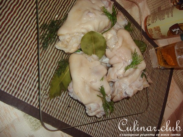 МОЖОЖ - свиные маринованные ножки